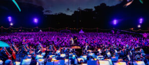 Openluchtconcert in het Nelson Mandelapark